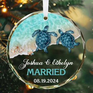 Lovely Beach Gift Sea Turtle Couple - Personalized Glass Ornament