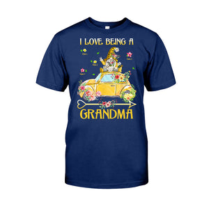 I Love Being A Grandma - Personalized T-shirt